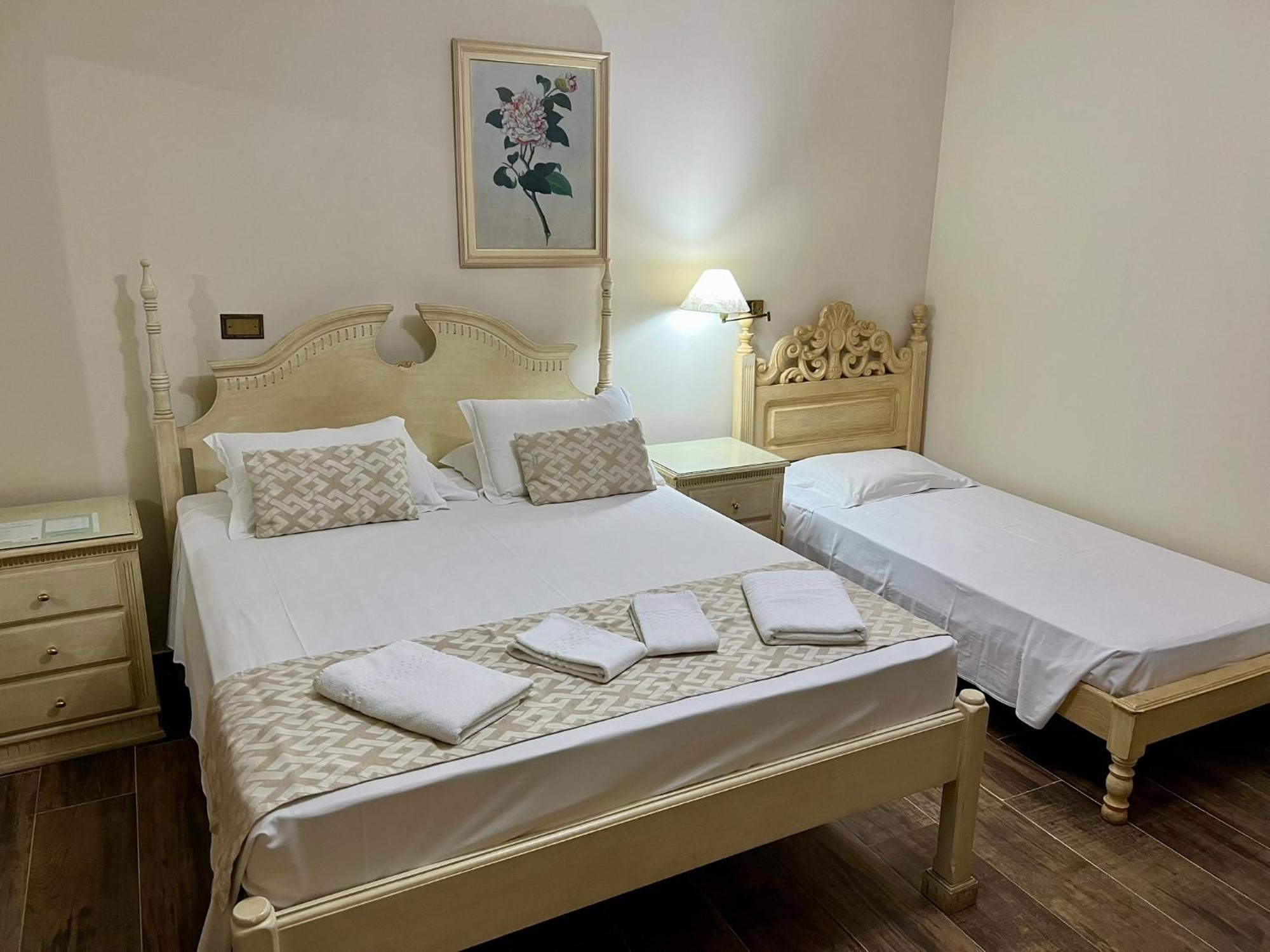Biazi Paradise Hotel