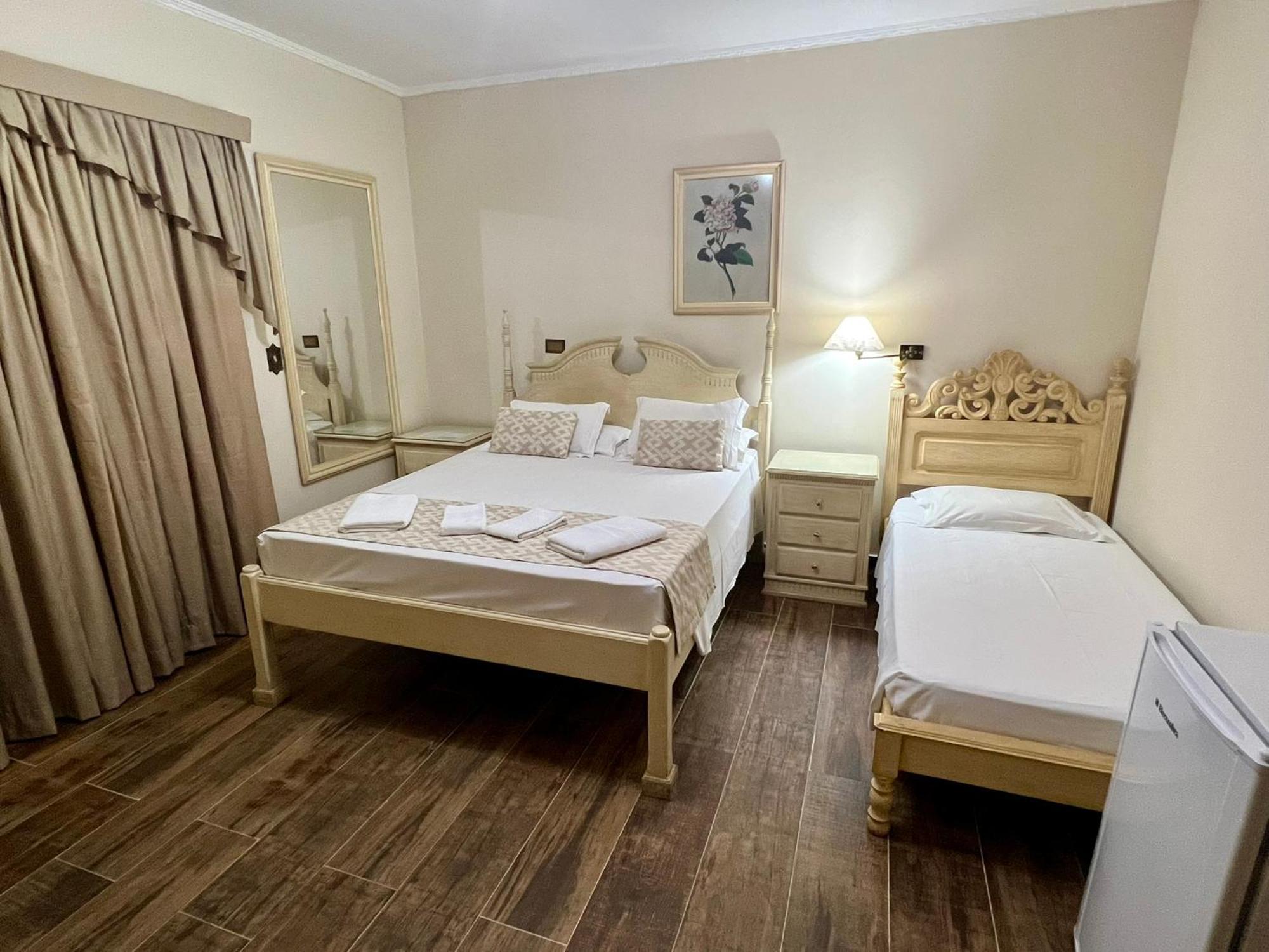 Hotel Biazi Paradise
