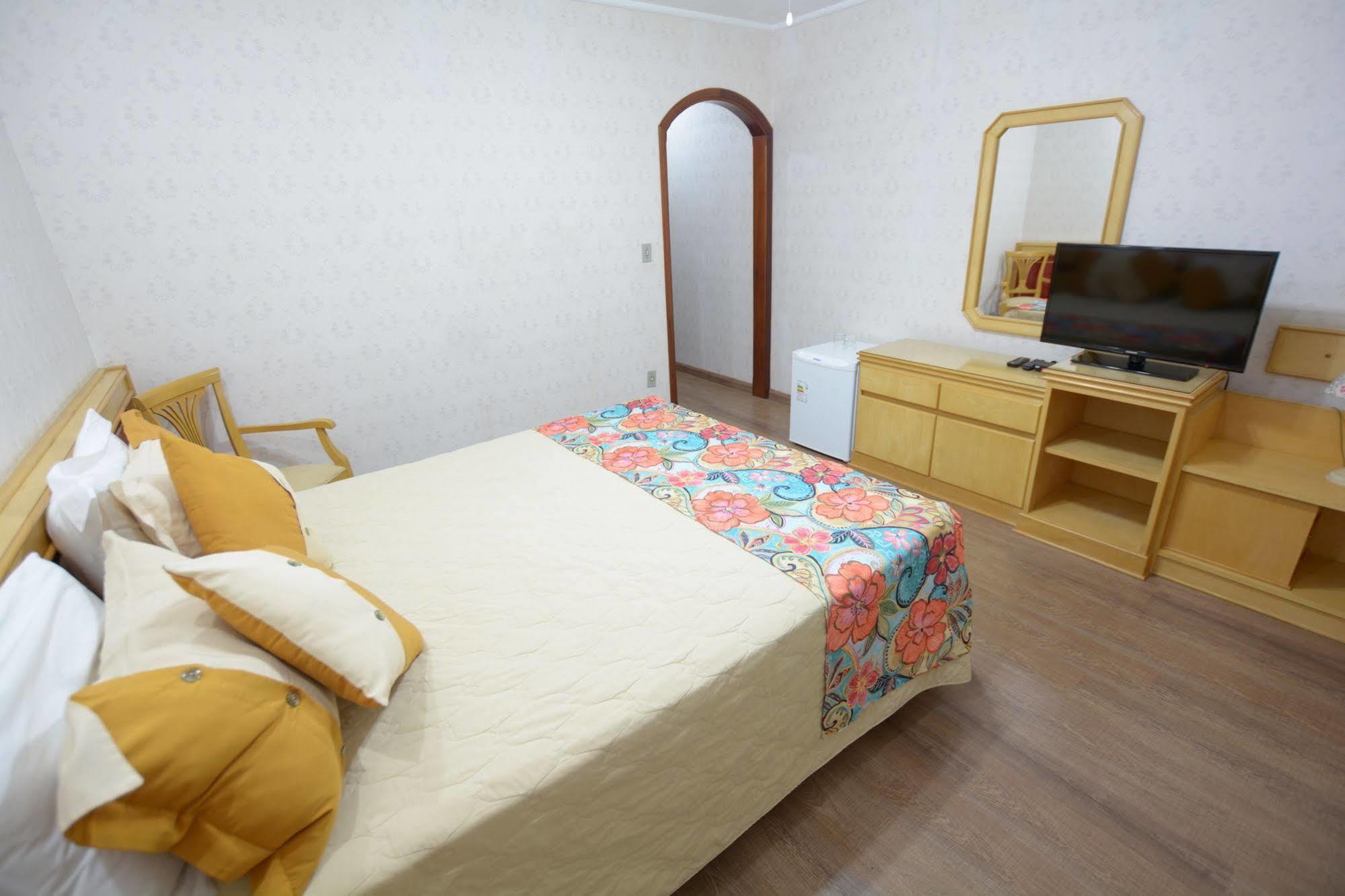 Hotel Biazi Paradise